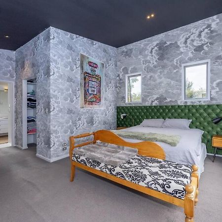 Upstairs Relaxing Loft Otel Albert Town Dış mekan fotoğraf